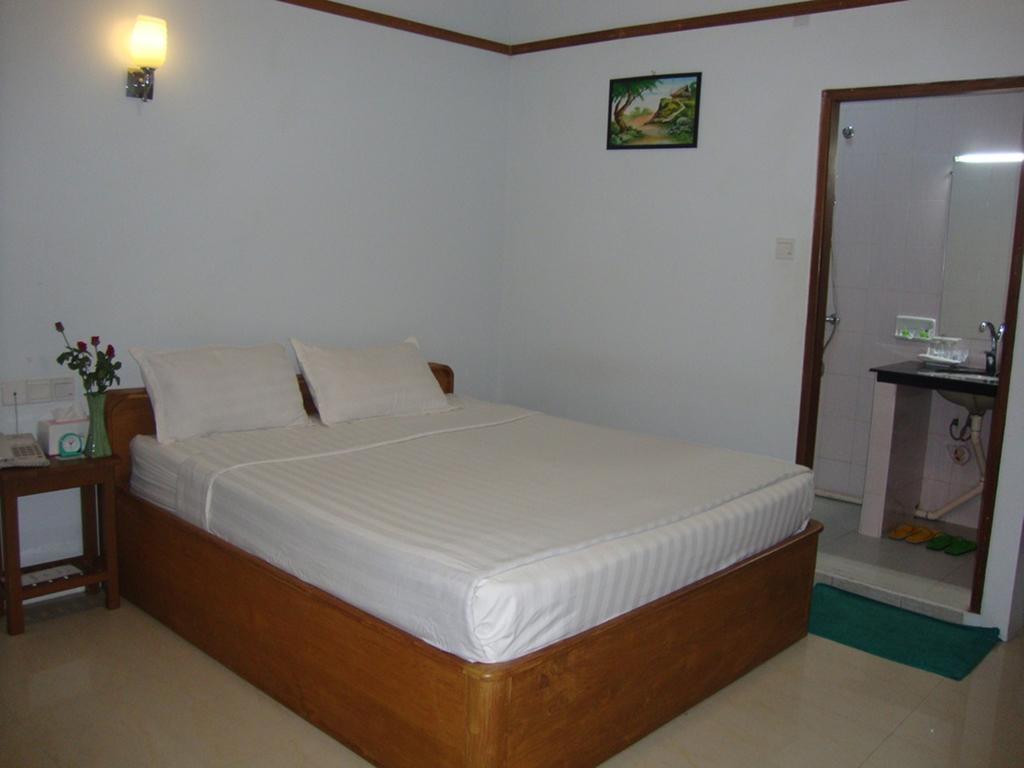 Yangon Urban Hotel Kültér fotó