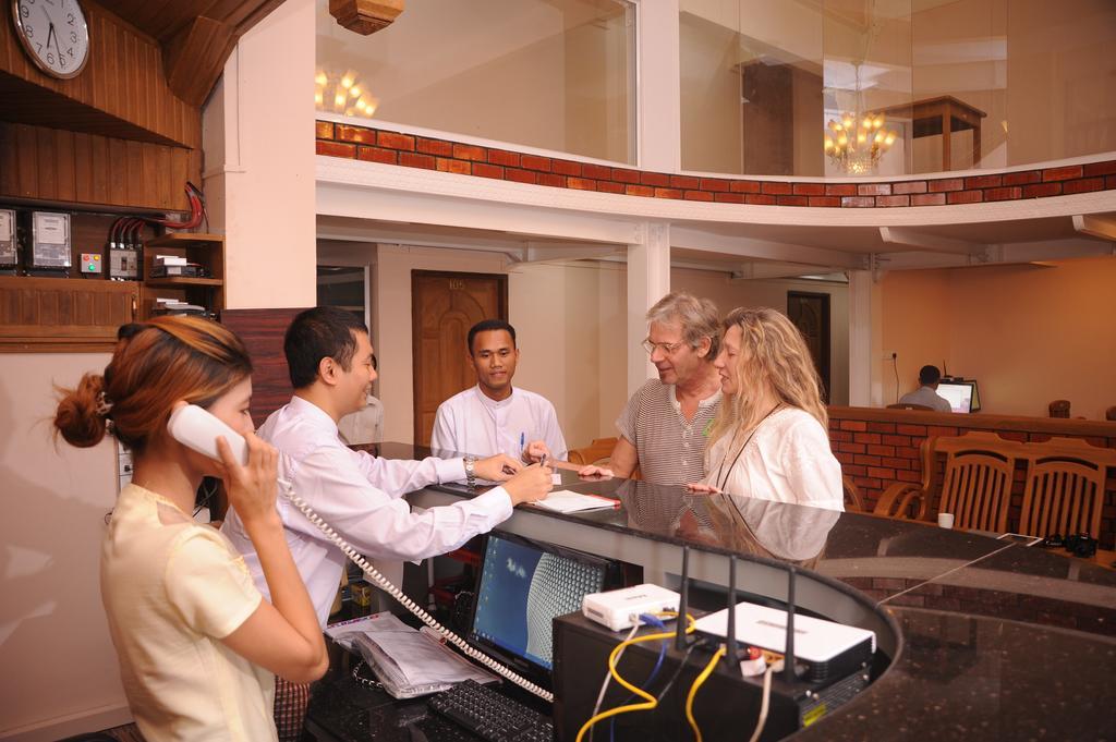 Yangon Urban Hotel Kültér fotó