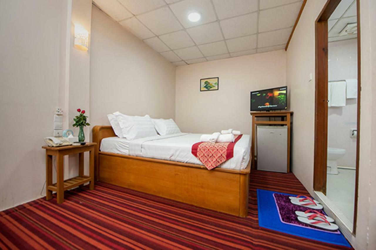 Yangon Urban Hotel Kültér fotó